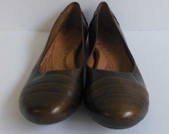 cap toe slingback flats