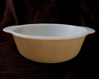FIRE KING Peach Luster 2 Qt Round Casserole DISH Pan Handles Quart Vintage Baking Oven Fire-King