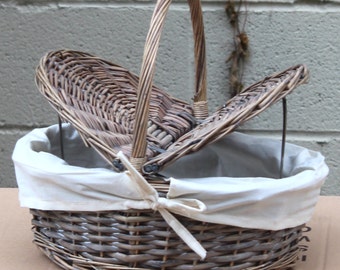 Wicker Basket with White Lining