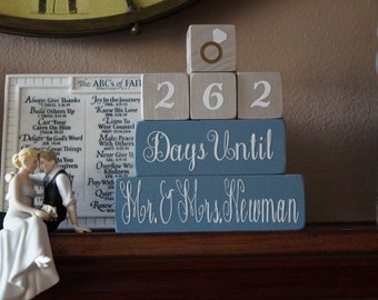 WEDDING COUNTDOWN BLOCKS. Engagement Gift. Bridal Shower Gift. Wooden Block Calendar. Days Til I Do. Custom Blocks. Gift for the Bride.
