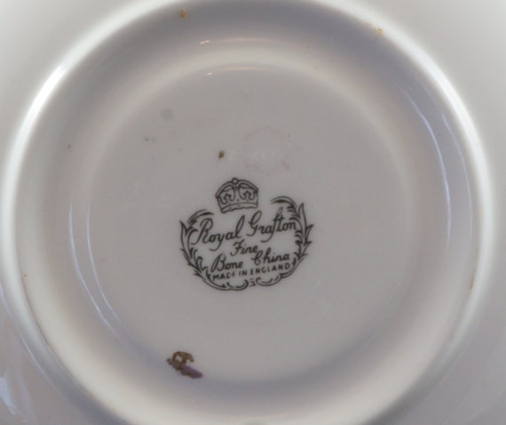 ROYAL GRAFTON Cup and Saucer To Mark The CENTENNIAL Of Canada