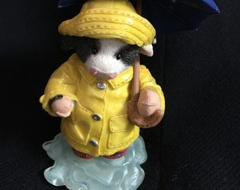 Mary Moos, Grow a little Sunshine, cow figurine