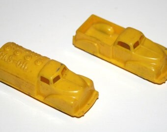 Vintage 1950's RENWAL Lot of 2 Yellow Plastic 3 Inch Long Trucks - Made In USA