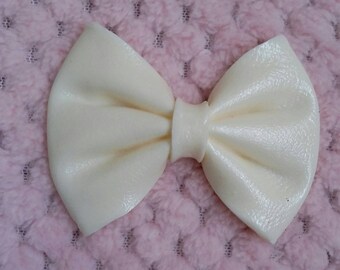 Bow/furniture applique/ribbon/embellishment