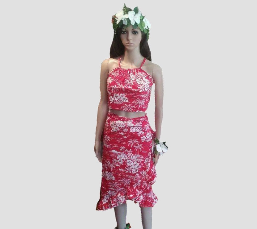 hawaiian floral outfit