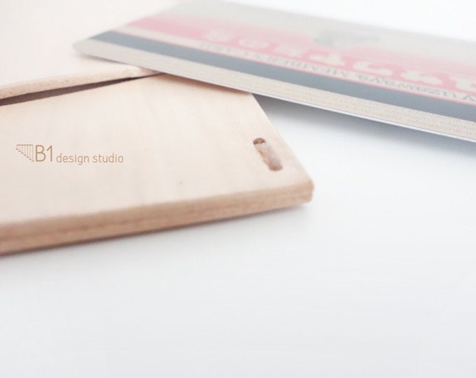 Leather Cardholder, Simple Cardholder, Slim Cardholder, Light Color Leather, Gift for Friends, Leather Card Case, Wooden Cardholder