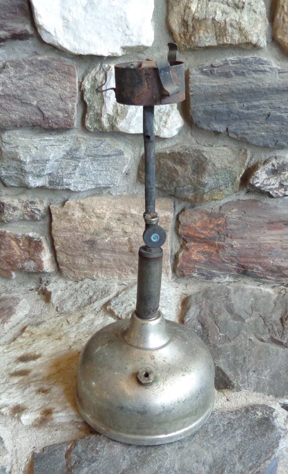 Vintage Coleman QuickLite Gas Lantern for Parts or by woodupnorth