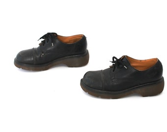 size 9 DOC MARTENS black leather 80s 90s GRUNGE goth combat ankle boots
