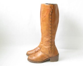 Vintage 70's Tall CAMPUS BOOTS. Size 7