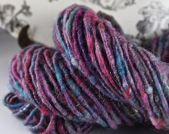 Handspun Art Yarn Corespun Sheeping Beauties 'Flashy Evening'