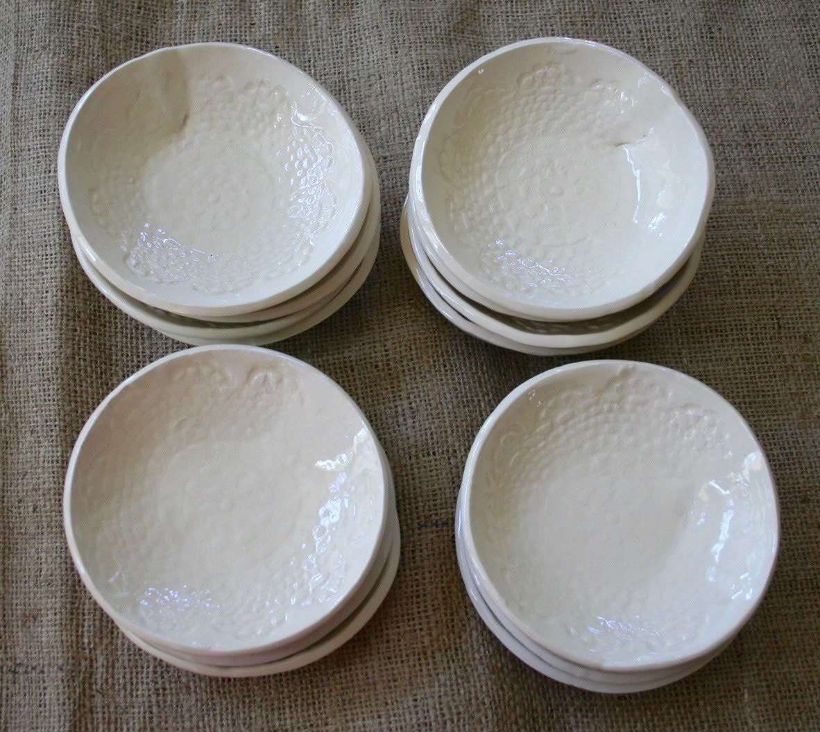 Adorable white lace ceramic dessert bowl fruit cup small