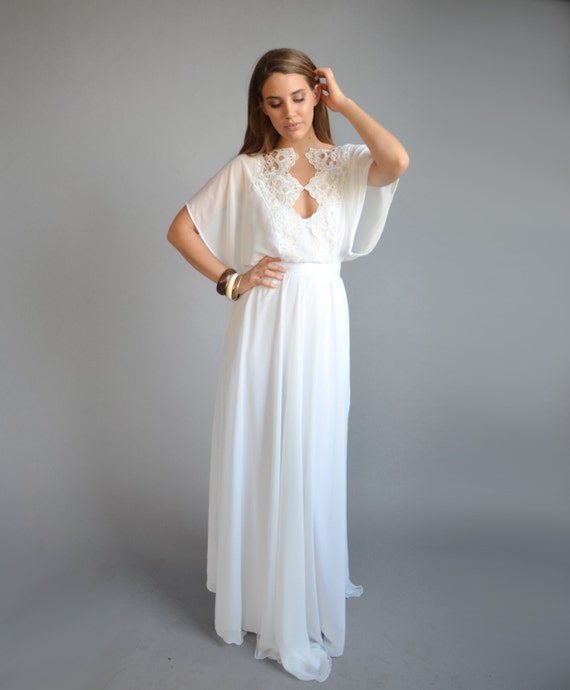 chiffon-kaftan-wedding-dress-kimono-sleeves-embroidery-at