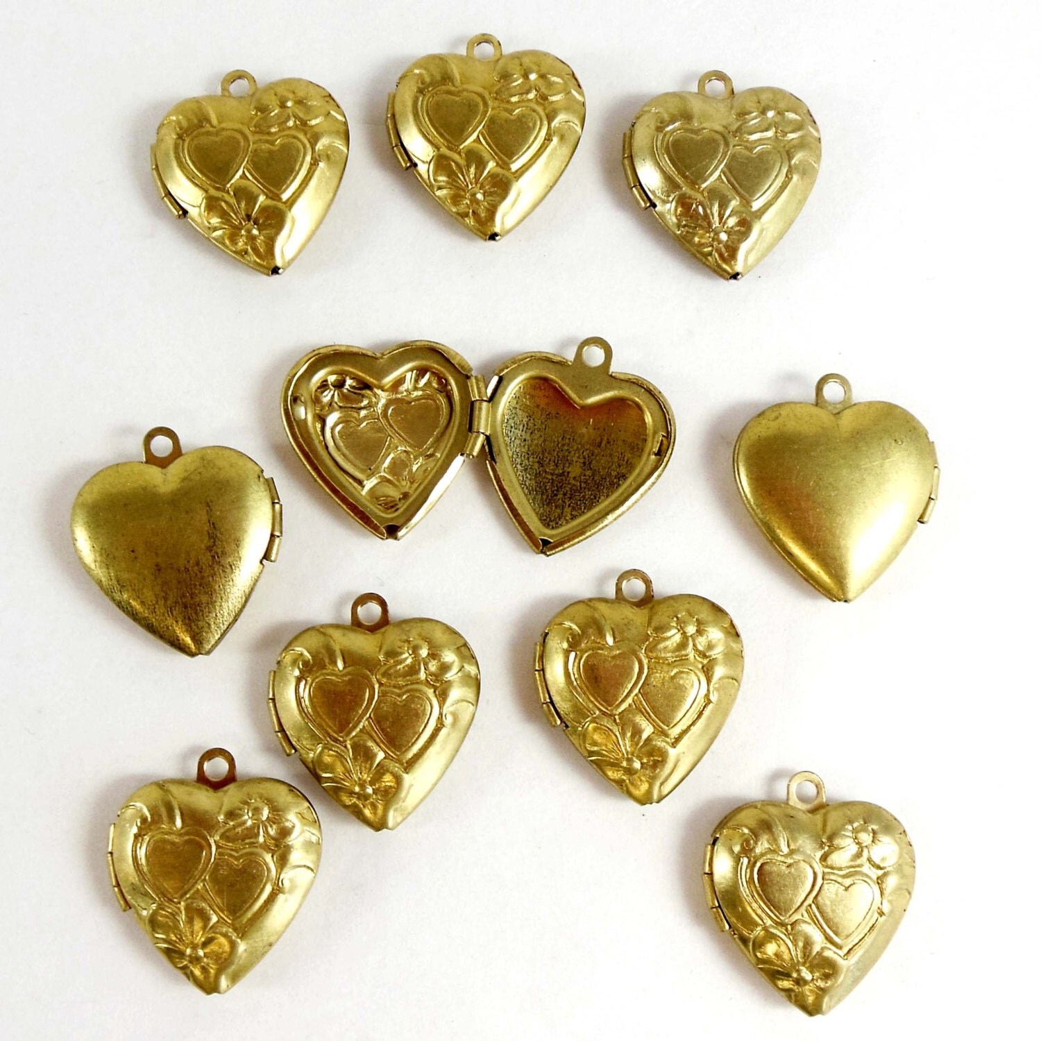 Vintage Heart Lockets 22