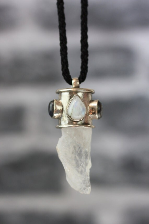 QUARTZ NECKLACE - Chunky Quartz necklace- Quartz & Moonstone Necklace- Healing Crystal Jewellery- Raw Crystal- Sterling Silver- Statement