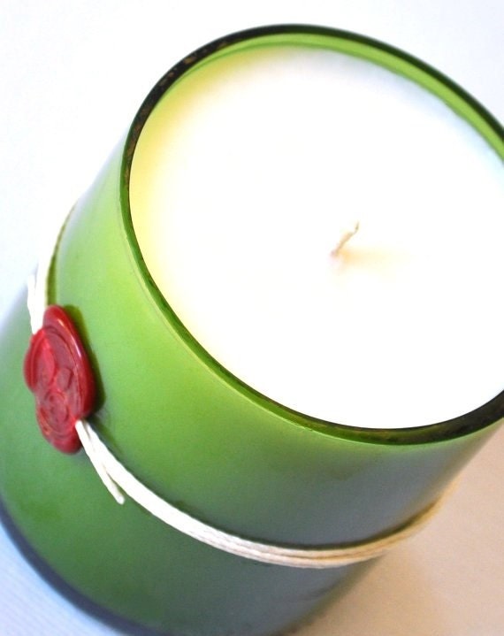 Recycled wine bottle candle soy wax in 13 by SignalMountain