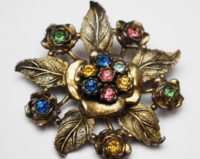Flower Brooch - LN Little Nemo - Colorful rhinestone - antique gold tone pin