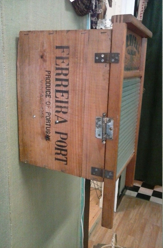 Free Shipping Upcycled Glass Washboard Crate Wall
