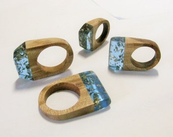 Wood ring with blue ecopoxy resin and gold leaf. Handcrafted ring for girfriend. Wood statement ring.