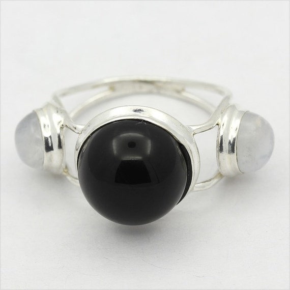 Awesome New Black OnyxMoonstone 925 Sterling Silver Ring