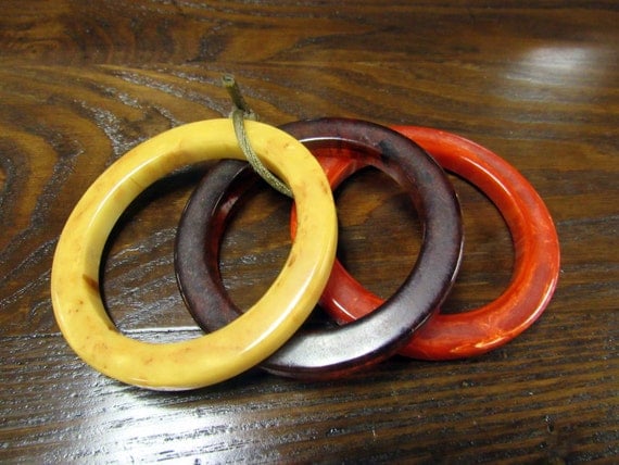 Bakelite Bangles - set of 3