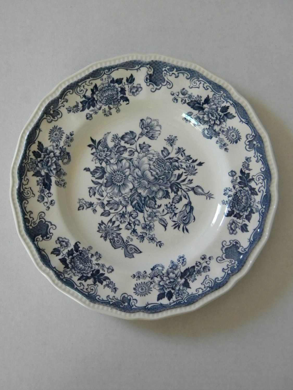 Kensington Balmoral 1801 Blue White Ironstone Dinner Plates