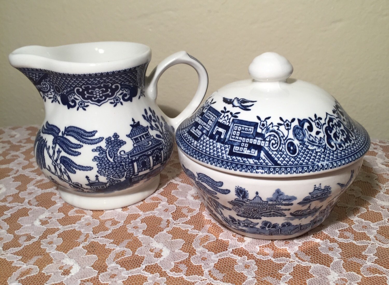 2 PC Blue Willow Creamer and Sugar Set Haute Juice