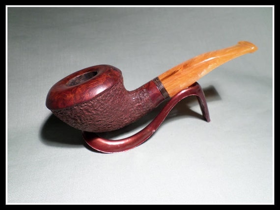 Briar Pipe – New Chambersburg Pipe Works Rustic Calabash with Morta (Bog Oak) Band & Luminous Orange Stem.