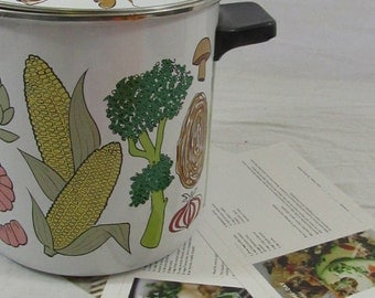 Vintage San Ignacio Enamel Stock Pot Made in Spain Lobster Vegetable Steamer Pot Included Original Steam Basket Insert 3 Piece Set