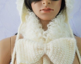 Hat / hood volume trend in angora and mohair. Minaben creation 2016. To order only.