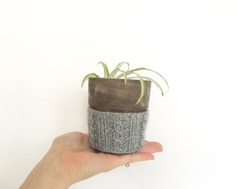 Flowerpot Cozy/terracotta pot cover/Decorative Plant Cover/Cozies/Flower Pot Cover/handmade home/Knit Home Decor/Plant Decor/Flowerpot Decor