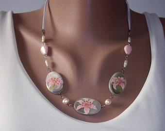Lily necklace Mother of pearl beaded necklace Painted stones Wife gifts Delicate necklace Birthday presents Unique necklace Painted rocks