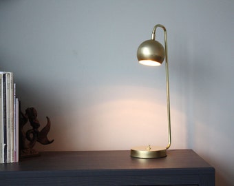 Modern brass desk lamp - Quiet Sid - Task lamp - Mid century Modern lighting - Brass Scandinavian LED lamp