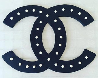 5" Chanel-inspired Flatlay Fondant Cake Topper LOCAL DELIVERY ONLY