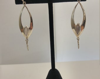 Sterling silver earrings w/ mother of pearl