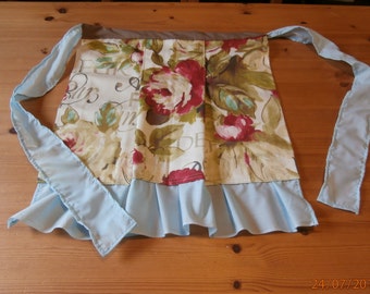 Half apron, retro hostess style.