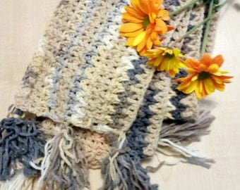 Chunky knit scarf hood