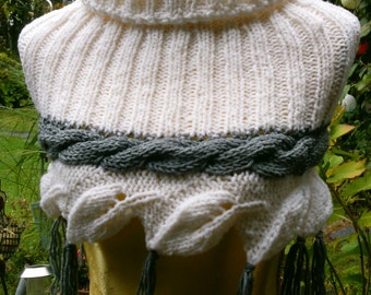 Knitting Schulterwärmer white with grey Plait Gr. 36-38 (S-m)