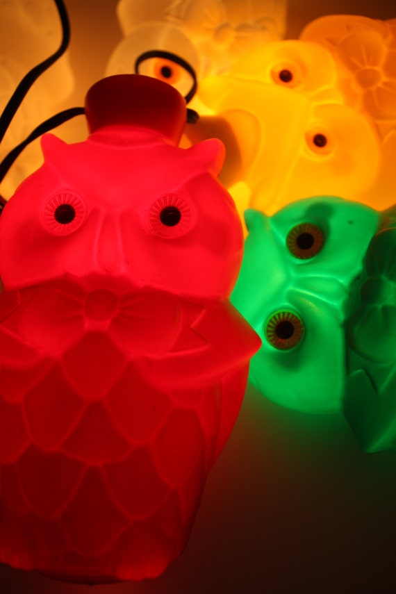 Vintage Patio Party Light Strand Plastic Owl Blow Mold Tiki
