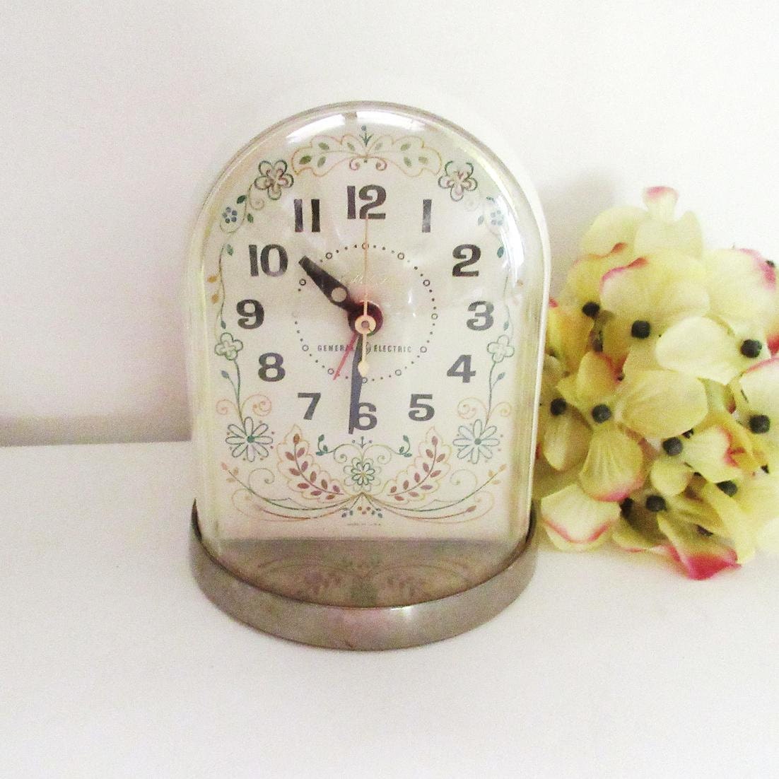 Vintage General Electric Clock Alarm Clock Bedside Clock