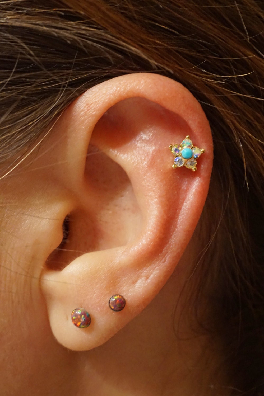 Gold Cartilage Earring Tragus Stud Daisy Turquoise