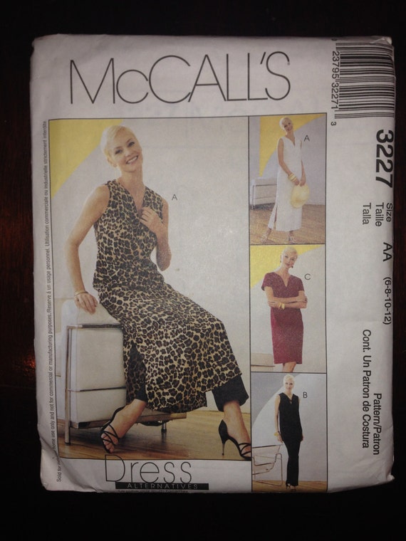 Misses and Misses Petite Dress in Two Lengths, Top and Pants McCalls Sewing Pattern 3227 Size 6, 8, 10, 12 Uncut