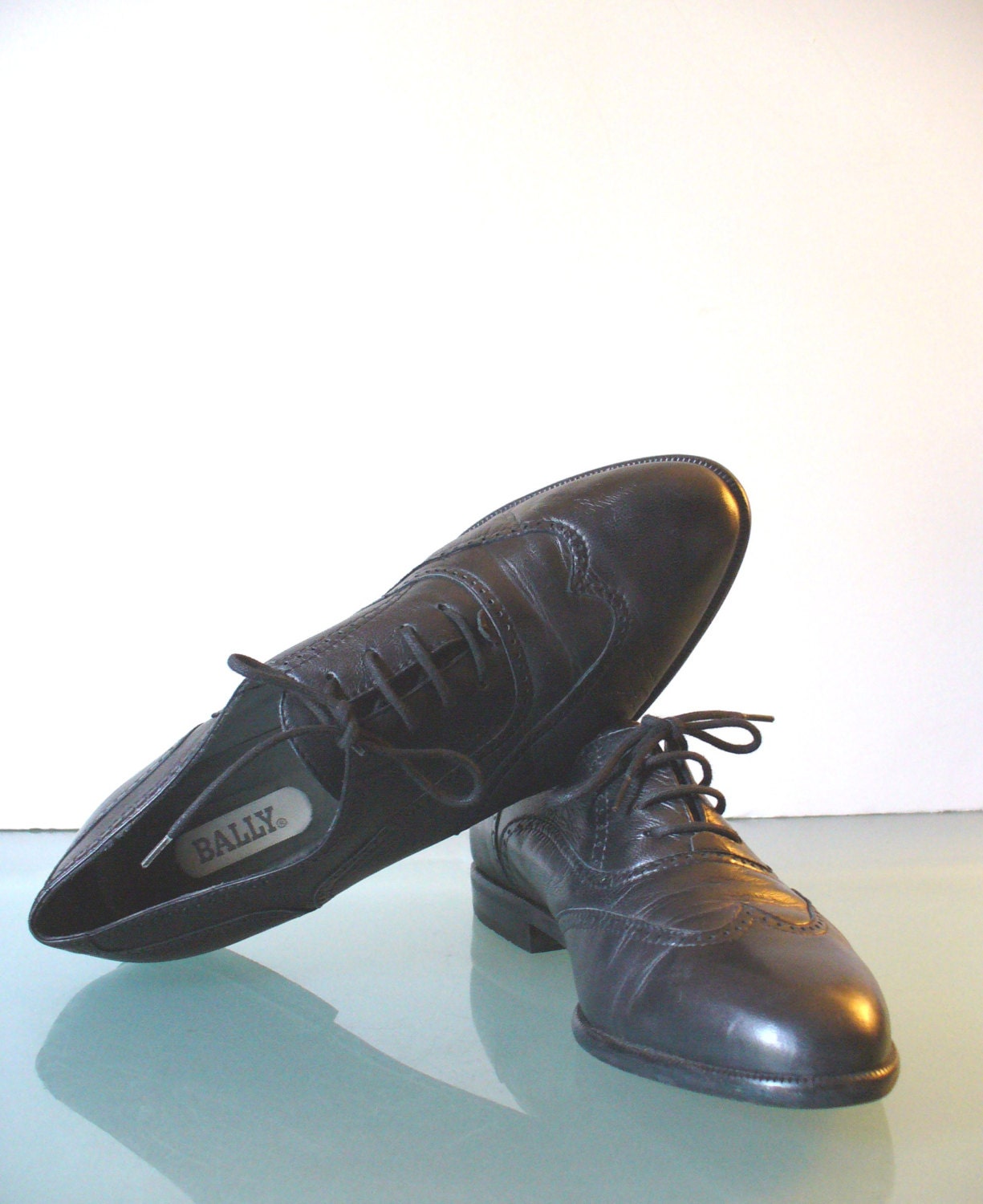 Vintage Women's Bally Made in Italy Wingtip Shoes Size