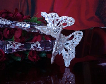 Butterfly wedding cake cutter