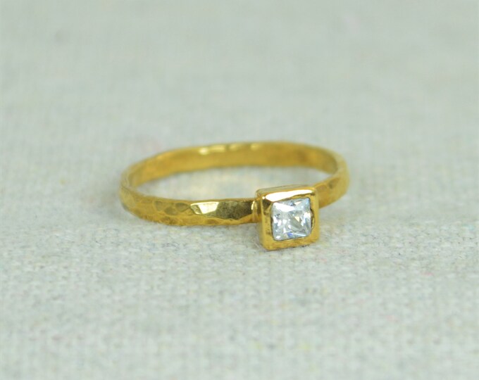 Square CZ Diamond Ring, Gold Filled Diamond Ring, April Birthstone Ring, Square Stone Mothers Ring, Square Stone Ring, Gold Ring