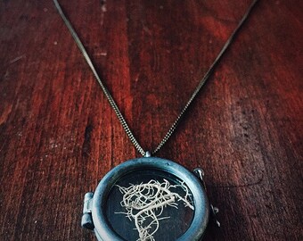 wild foraged moss curio locket necklace // wild foraged moss // victorian inspired locket