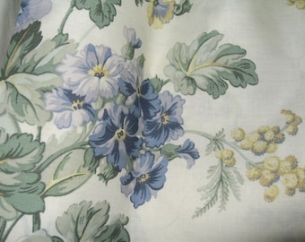 Vintage Laura Ashley Window Valance/Shabby Chic/Floral