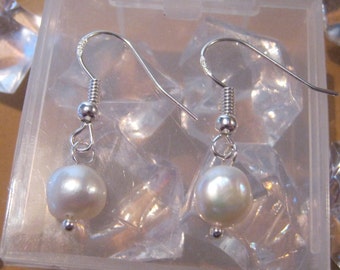 Genuine Pearl Earrings (JUNE BIRTHDAY)