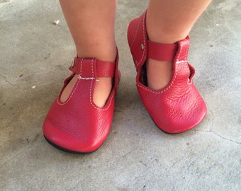 T Straps Leather Baby Moccasins, Baby Moccasin, Tstrap, mary jane, mary janes, t-strap, Soft Soles, Crib Shoes,