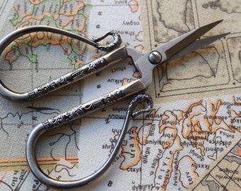 Scissors for embroidery Scissors for sewing Silver Sharp Accessories Vintage Finding sewing embroidery