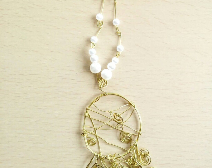 Gold pearl necklace/ gold dreamcatcher necklace/ boho necklace /hippie /pearl necklace / pearl necklace /hippie pearl necklace/bohemian